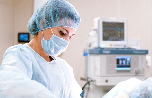 Solution de soins de santé modulaire et autonome Kum Concept adaptée aux hôpitaux et établissements de santé